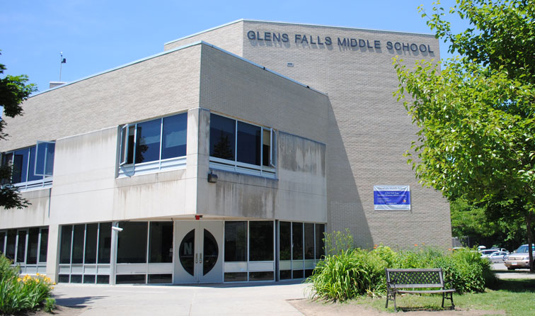 exterior front view of Glens Falls Middle School